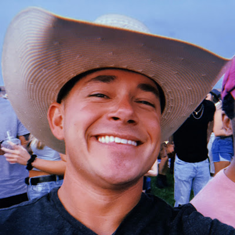 Meet your Posher, Chase